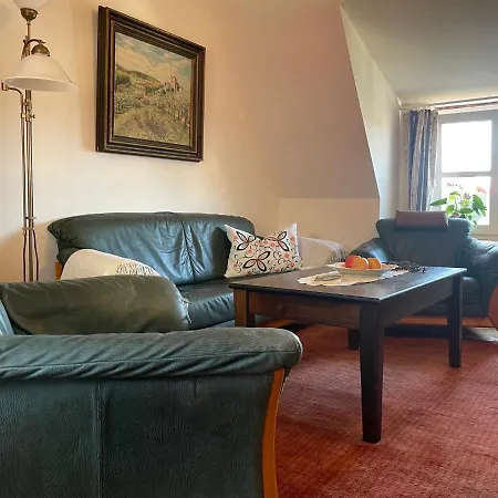 Mittelalterdomizil Mit Balkon Und Parkplaetzen *