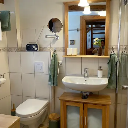 Mittelalterdomizil Mit Balkon Und Parkplaetzen Tatil Evi *