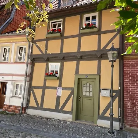Mittelalterdomizil Mit Balkon Und Parkplaetzen Tatil Evi