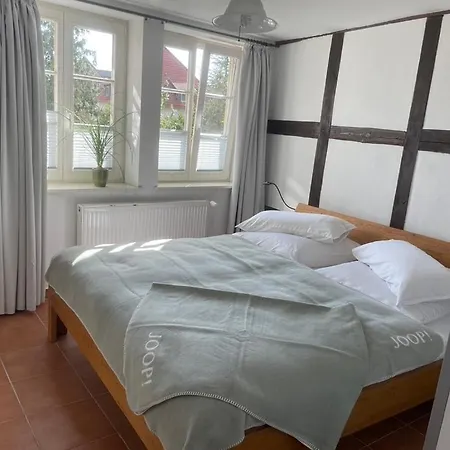 Tatil Evi Mittelalterdomizil Mit Balkon Und Parkplaetzen Quedlinburg