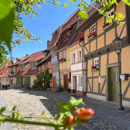 Mittelalterdomizil Mit Balkon Und Parkplaetzen Tatil Evi Quedlinburg