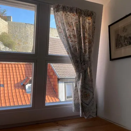 Tatil Evi Mittelalterdomizil Mit Balkon Und Parkplaetzen Quedlinburg