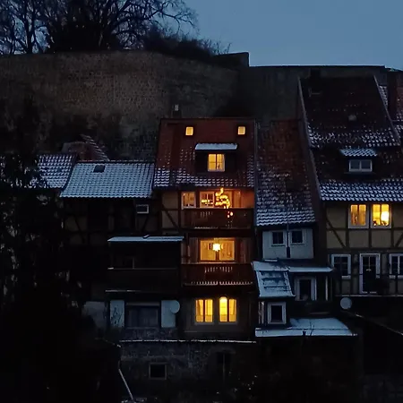 Mittelalterdomizil Mit Balkon Und Parkplaetzen Semesterbostad *
