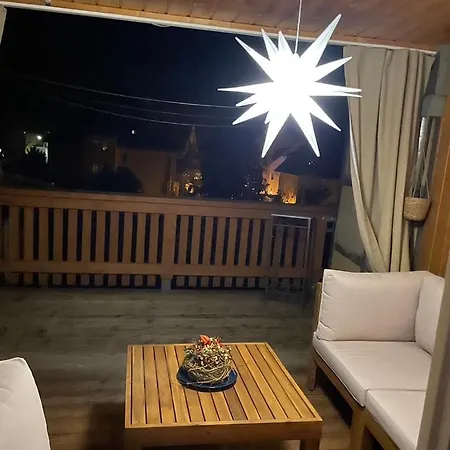 Mittelalterdomizil Mit Balkon Und Parkplaetzen