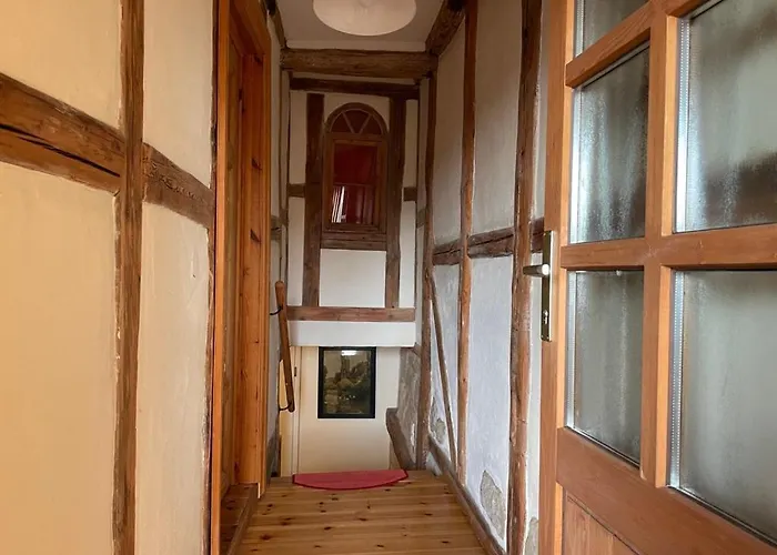 Дом отдыха Mittelalterdomizil Mit Balkon Und Parkplaetzen *