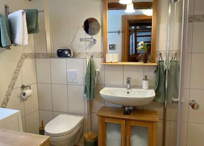 Mittelalterdomizil Mit Balkon Und Parkplaetzen Semesterbostad *