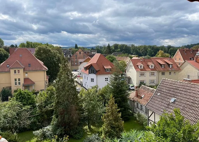 Mittelalterdomizil Mit Balkon Und Parkplaetzen