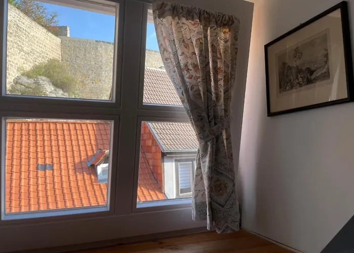 Дом отдыха Mittelalterdomizil Mit Balkon Und Parkplaetzen Кведлинбург