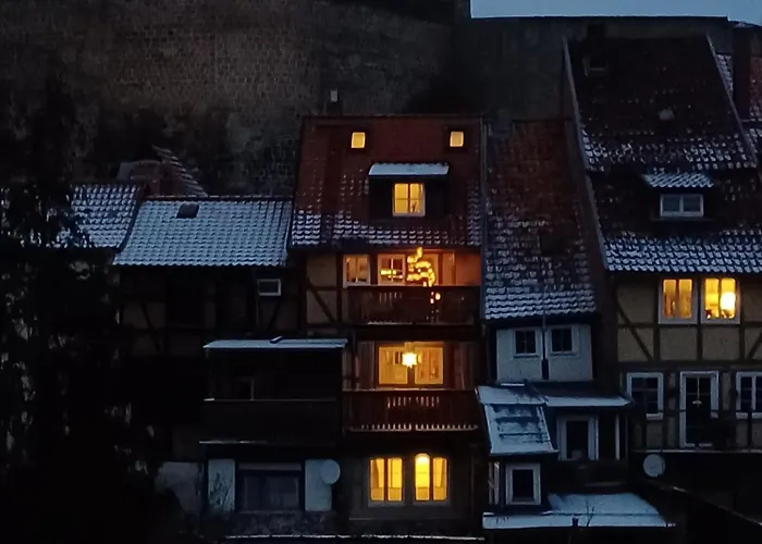 Mittelalterdomizil Mit Balkon Und Parkplaetzen Дом отдыха *