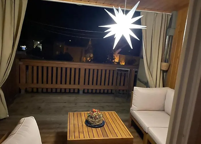 Mittelalterdomizil Mit Balkon Und Parkplaetzen